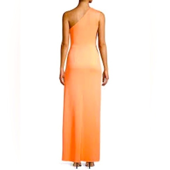 Black Halo Eve Rex Gown One Shoulder - Picture 3 of 10